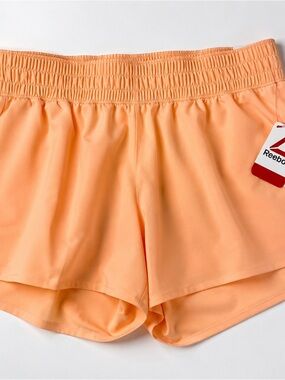 Reebok Peach Nectar Relaxed Running Shorts w/ Inner Liner NWT Size M